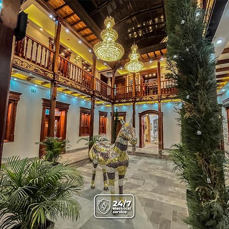 Hotel & Rooftop King Experience By David Quito Buitenkant foto